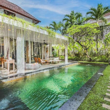 Villa Malou Seminyak Exterior foto