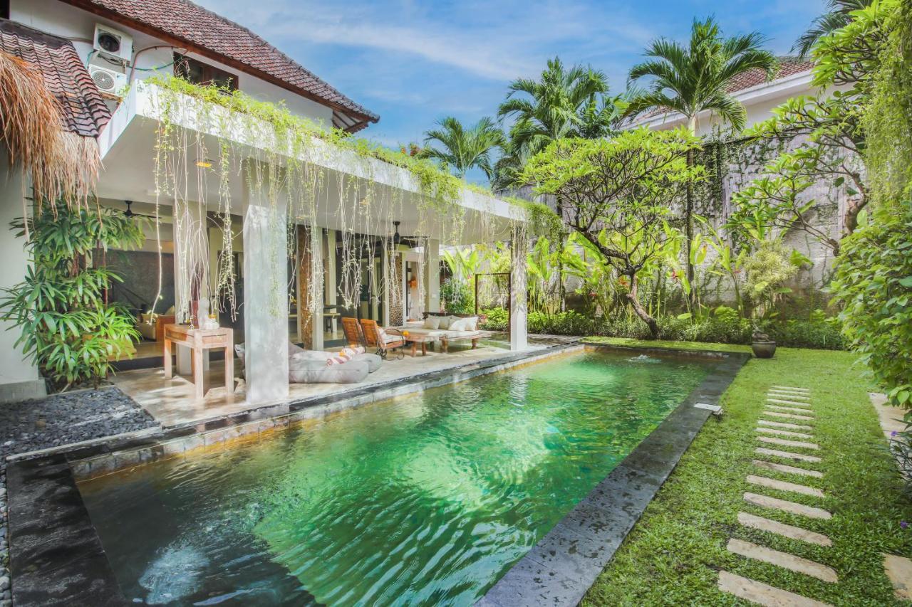 Villa Malou Seminyak Exterior foto