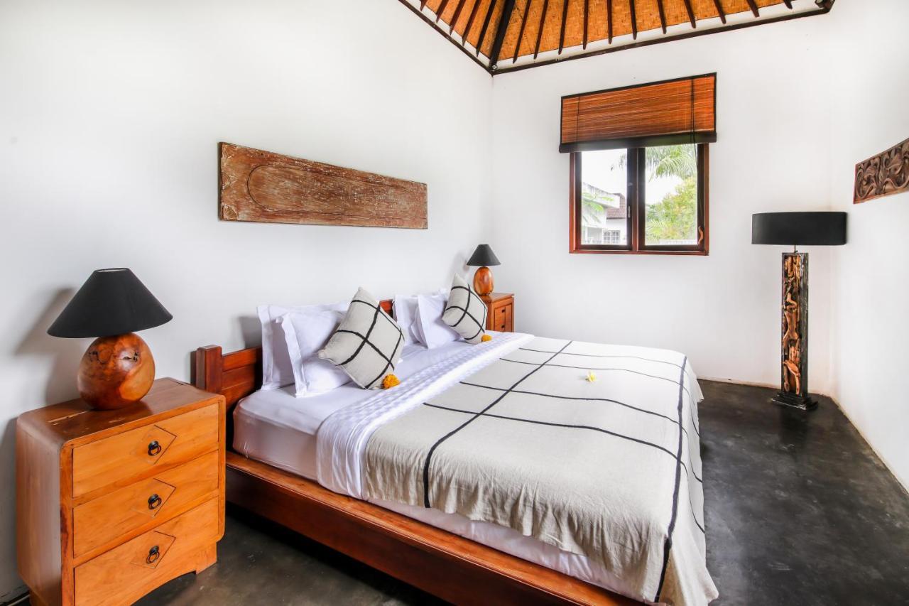 Villa Malou Seminyak Exterior foto