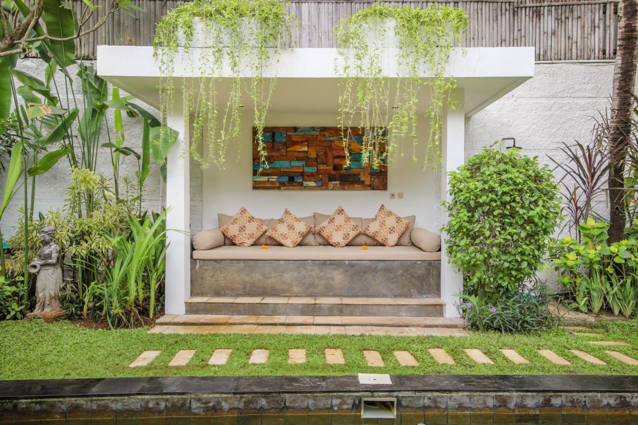 Villa Malou Seminyak Exterior foto