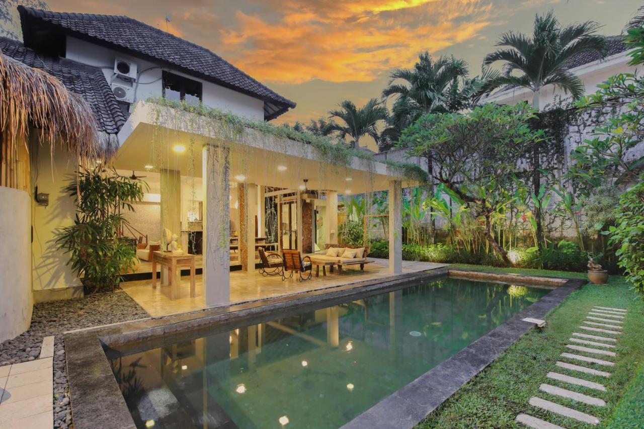 Villa Malou Seminyak Exterior foto